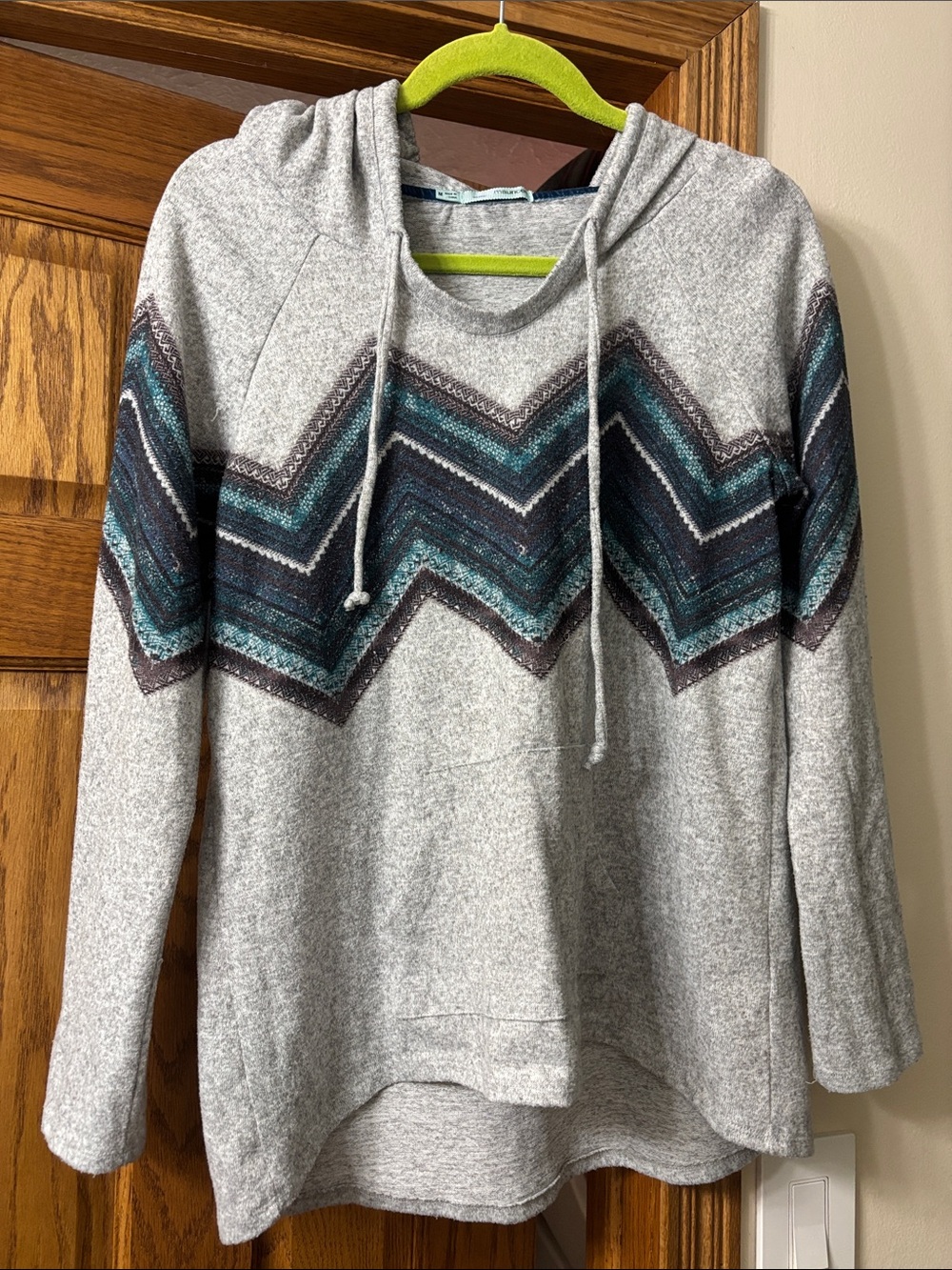 Women’s Gray Hooded Pullover with Chevron Pattern